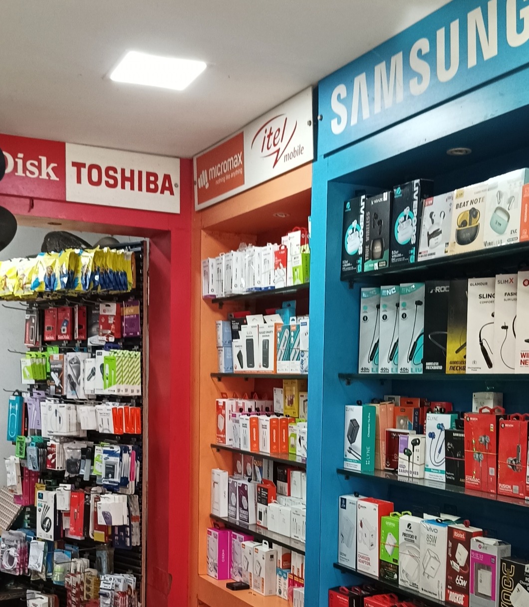Mobile Phone Sales & Service: Hi-Range , Kakkattil
