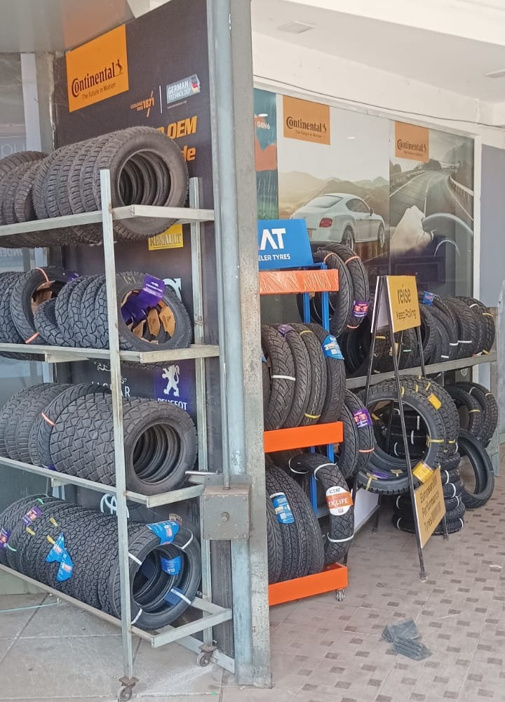Tyre shop, Car tyre Vadakara : MG Tyres