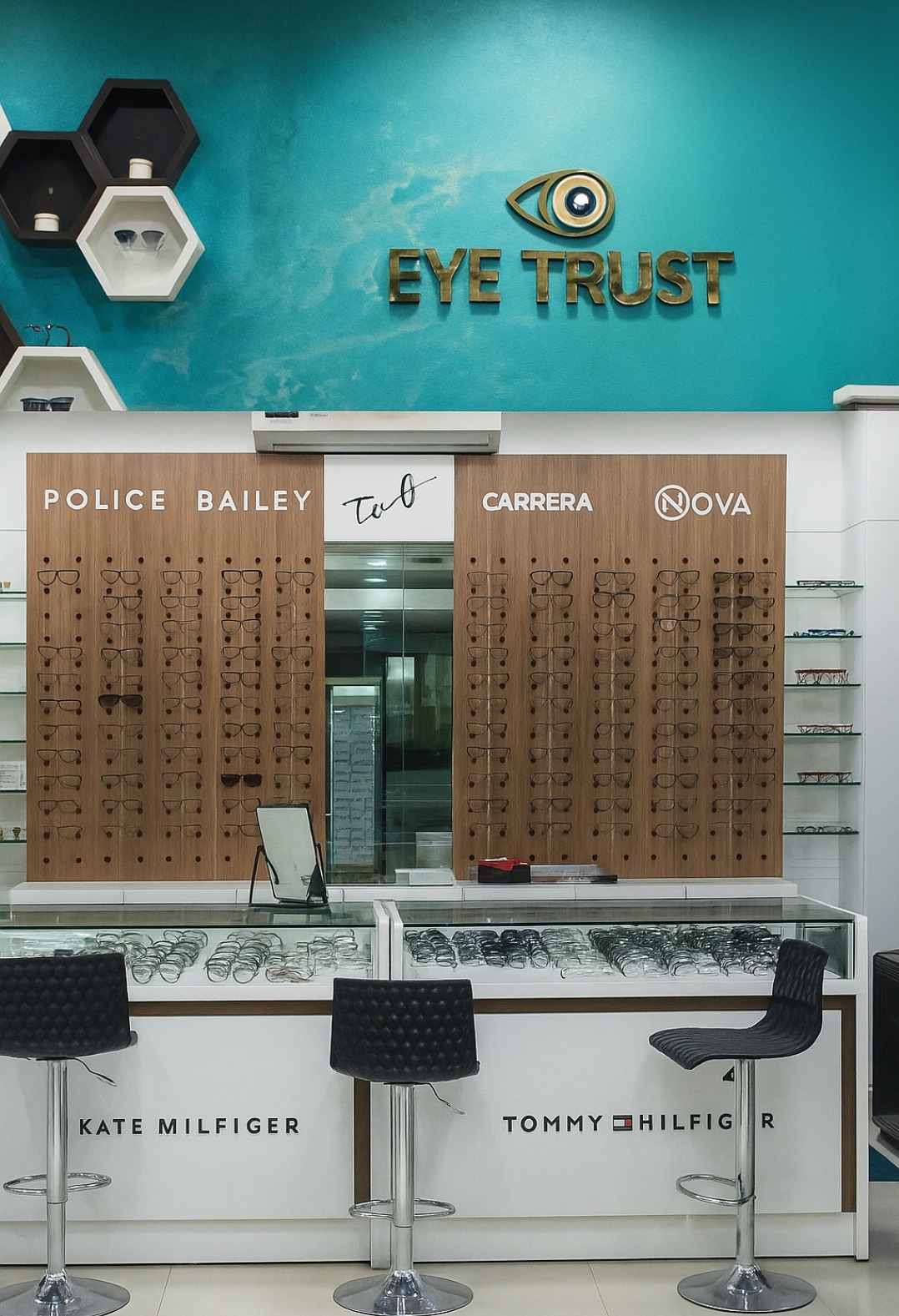 Optics, eye clinic nadapuram, Eye trust 