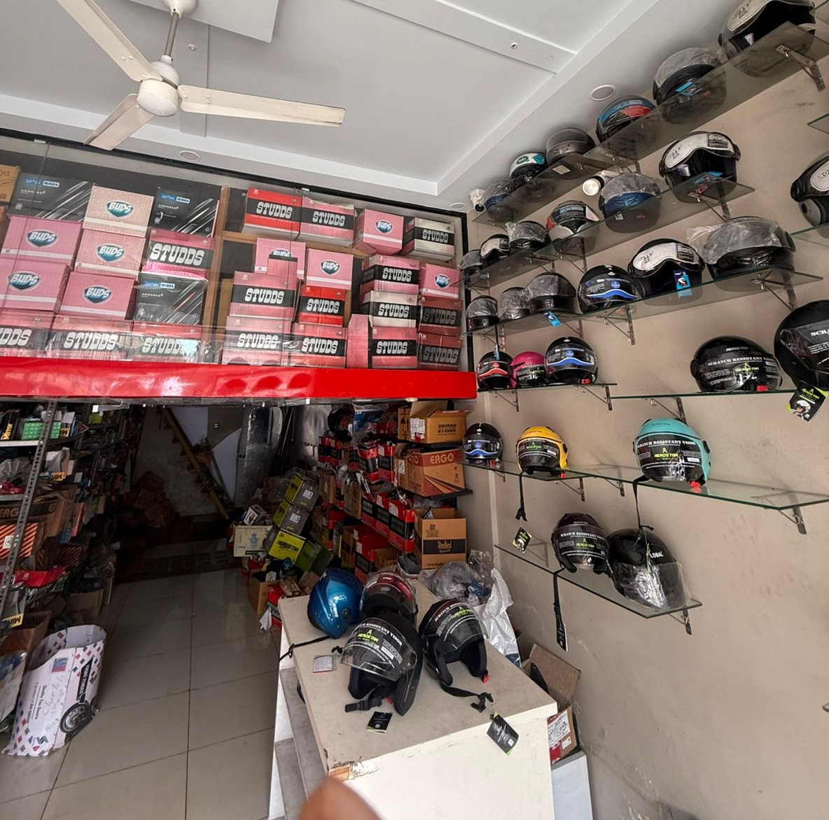 Best Helmet shop ,Two Wheeler Spare Parts,Bike Accessories and service Thalassery : Spare World