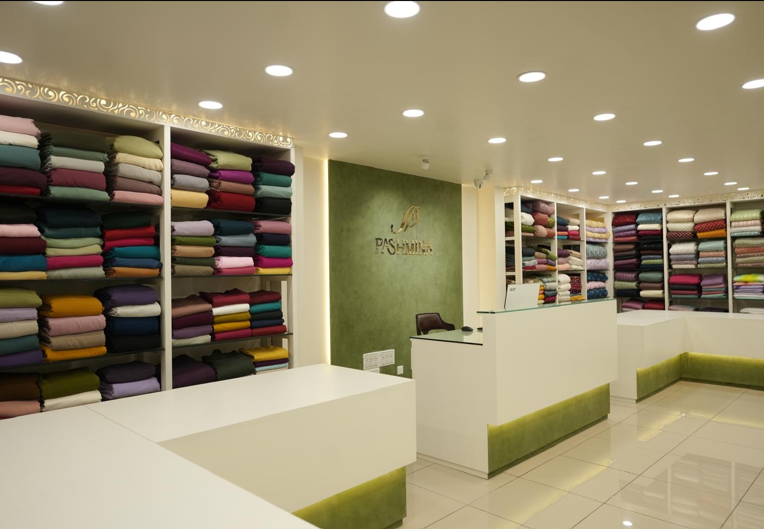 Running Material Kakkamvelly Nadapuram : Pashmina fabrics