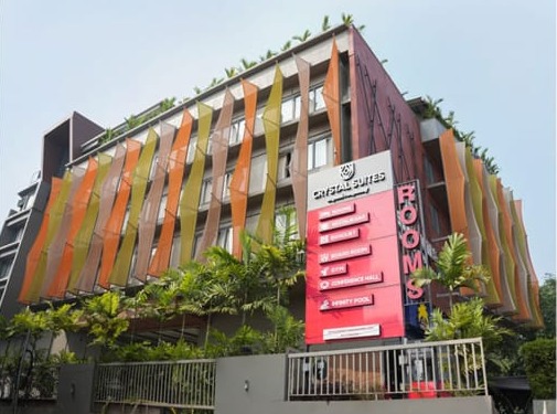  Rooms in Vadakara, Lodge in Vadakara :Crystal Suites Hotel and Hospitality