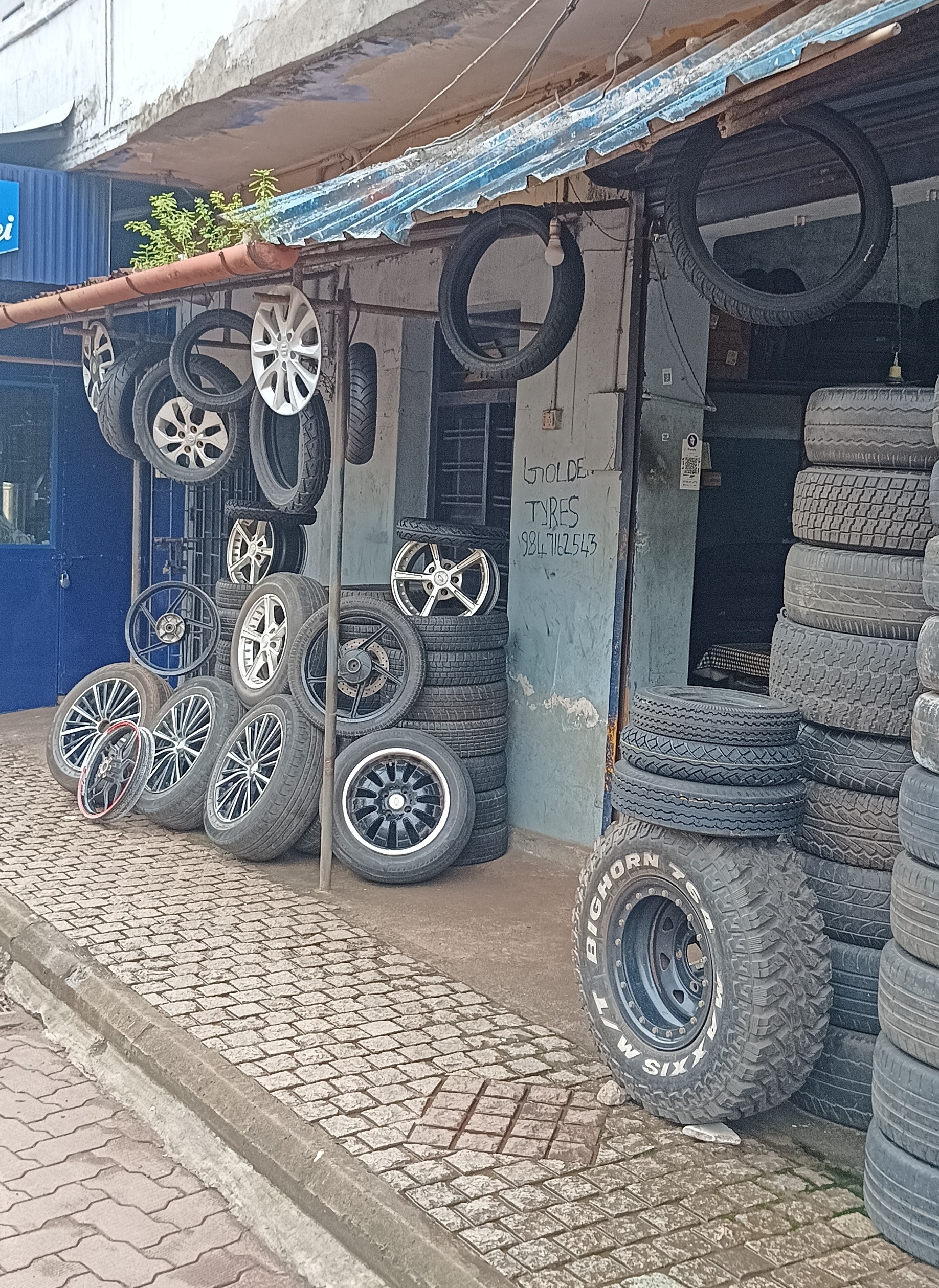 Used tyre Thalassery, Golden tyres