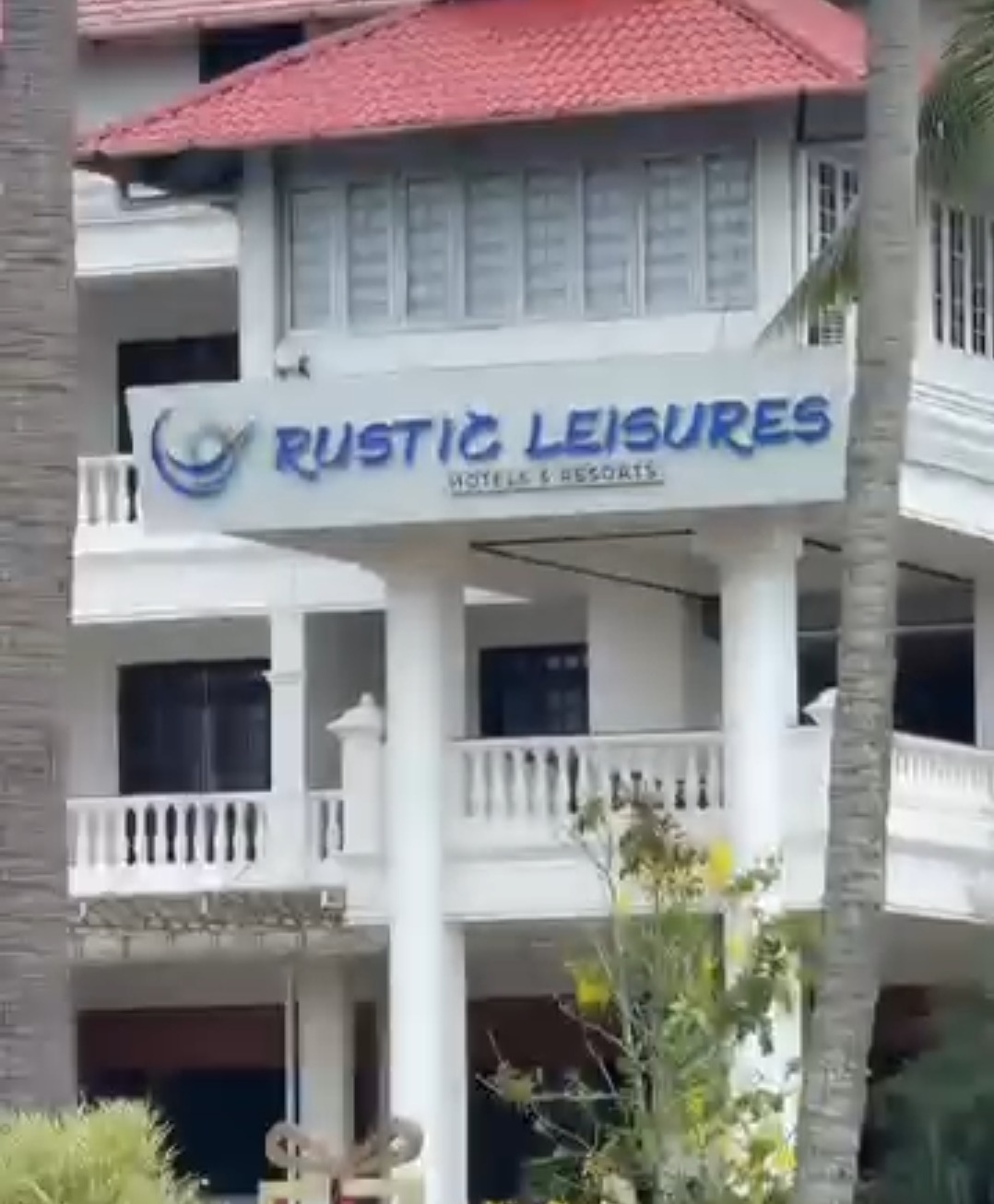 Hotel and resort kochi vypin, Rustic Leisures Hotel and Resort / Spa