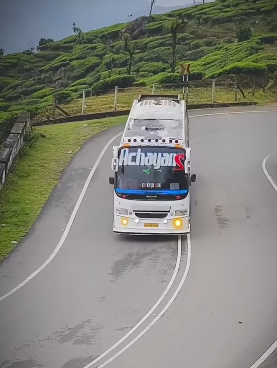 Tourist bus ammadam thrissur, tourist bus service thrissur ammadam, Achayans Travelhub 