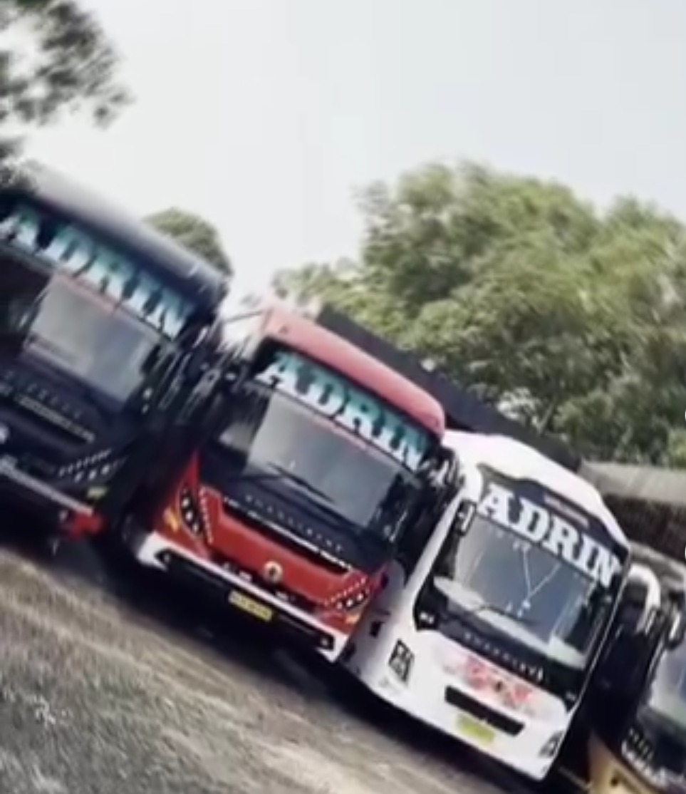 Bus booking ernakulam Mangalore, bus booking ernakulam Bangalore, Adrin travels  
