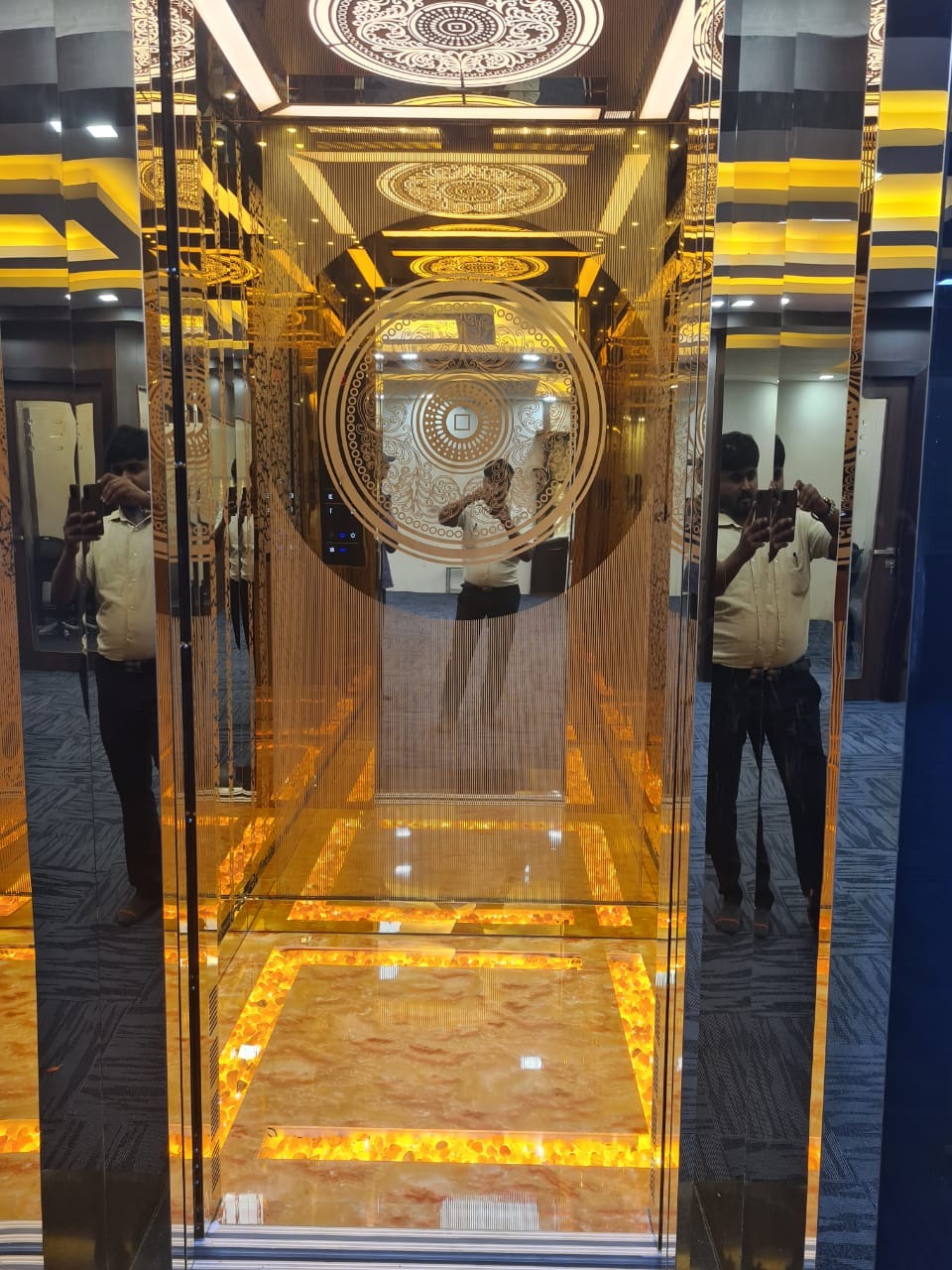 Elevator service calicut, elevator service malappuram, elevator service Wayanad, Vision tech elavators service and installation 