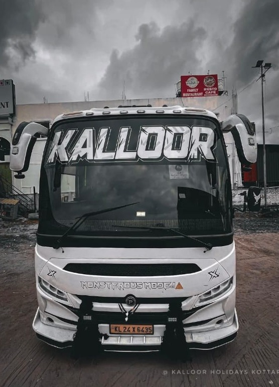 Tourist Bus Kottarakkara Kollam,  Tourist Bus Service  Kottarakkara Kollam,Kalloor Holidays