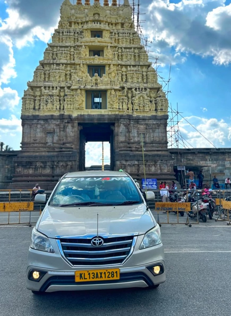 Traveller Keecheri Kannur , Traveller Service Keecheri Kannur,Taxi Service Keecheri Kannur, Kalyani Holidays 