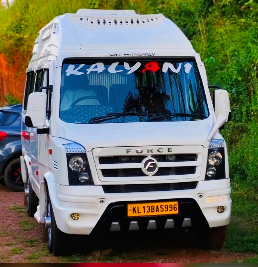 Traveller Keecheri Kannur , Traveller Service Keecheri Kannur,Taxi Service Keecheri Kannur, Kalyani Holidays 