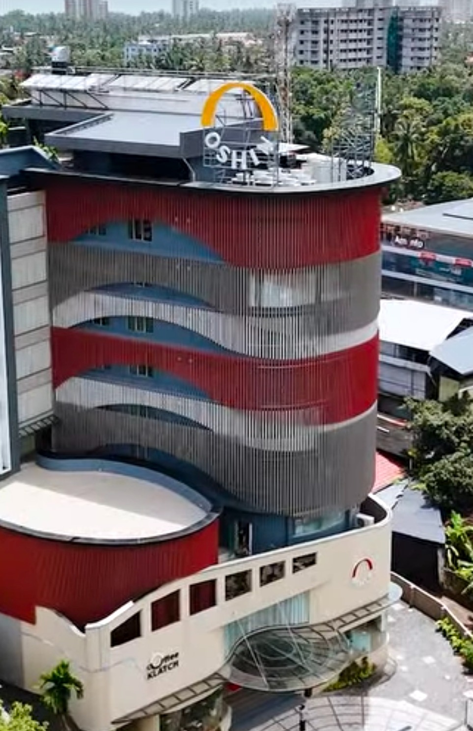 Hotel Calicut, Resort Calicut, Luxury Stay Calicut,Oshin Hotel & Resort  