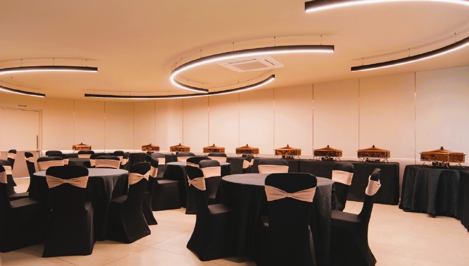 Hotel Calicut, Resort Calicut, Luxury Stay Calicut,Oshin Hotel & Resort  