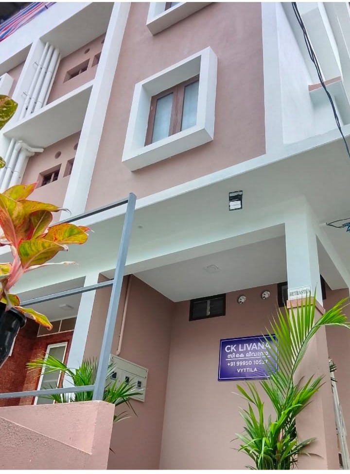 Rooms in Vyttila , Rooms in  Kochi ,Daily Room For Rent  Vyttila Kochi,Stay in Vyttila,Stay in Kochi,CK Livana 