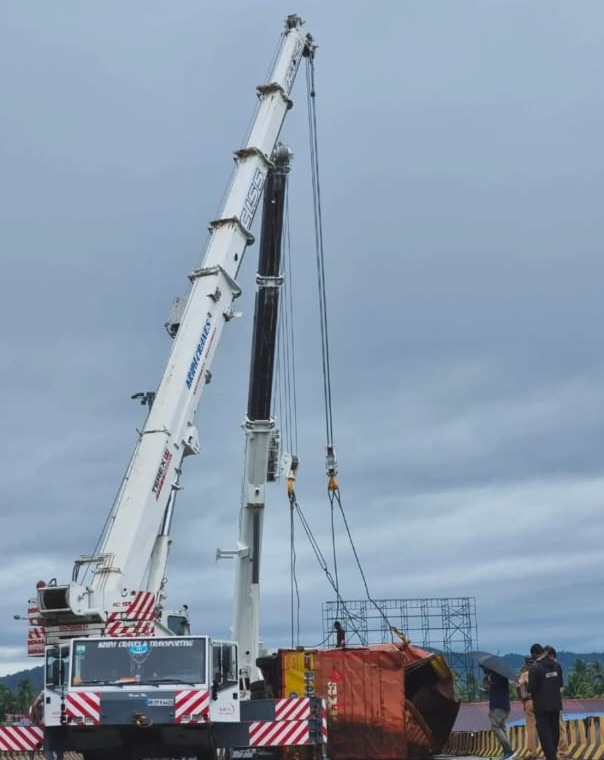 Crane Service Kochi,Crane Service Thrippunithara Kochi,Kripa Crane & Transporting Thrippunithara Kochi