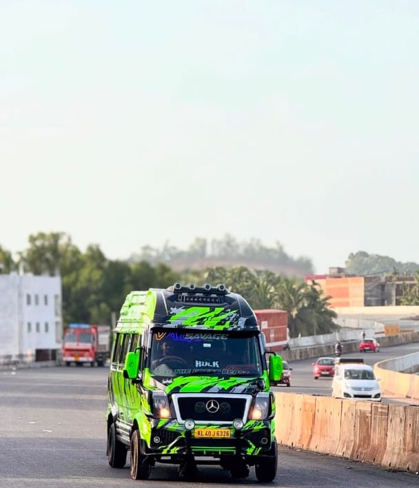 Tourist Bus Service Panoor Thalassery,Traveller Service Panoor Thalassery,Savage Travel Hub 