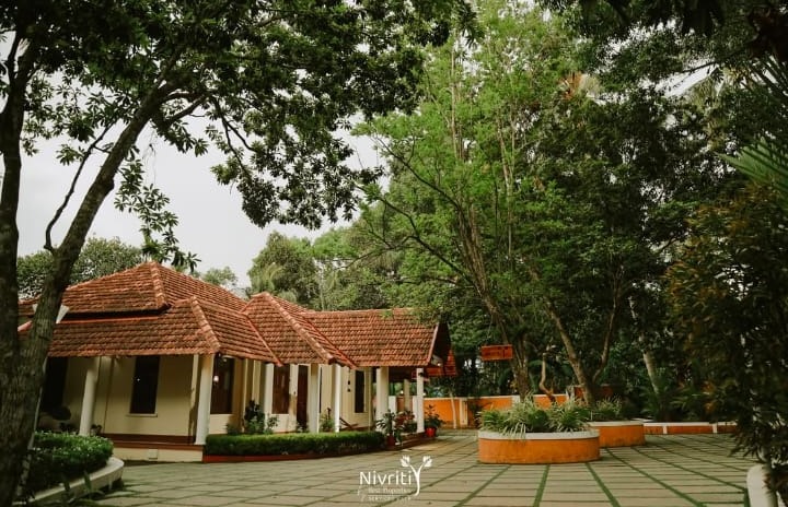 Resort Kovalam ,Heritage Home Kovalam ,Pool Villa Kovalam,Nivriti Heritage Pool Villa 