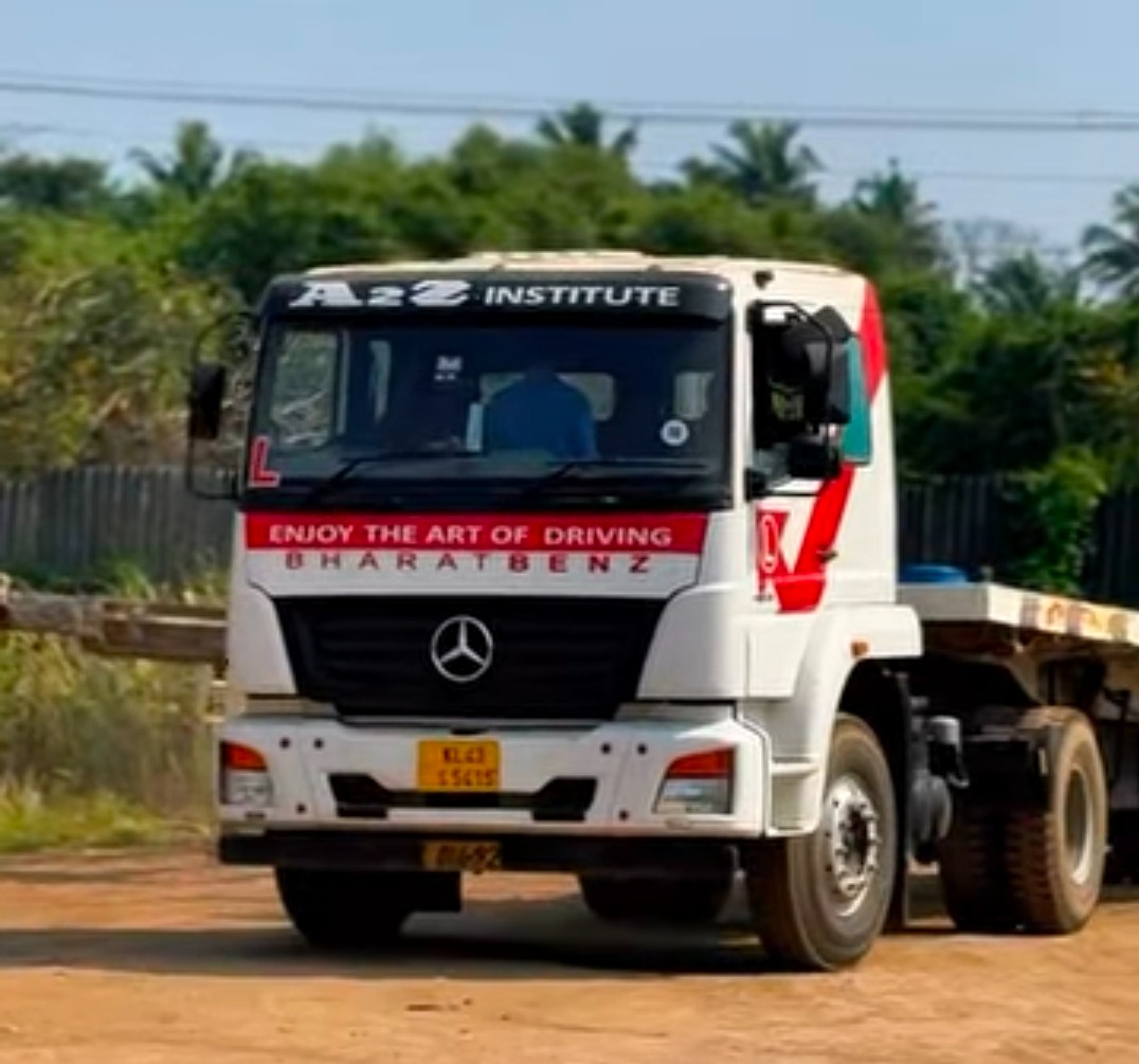 Heavy Equipment Institute Kochi, Heavy Trailer JCB Forklift Tower Crane Training Centre Kochi, Heavy Equipment Training Kochi,A2Z Heavy Equipment Institute 
