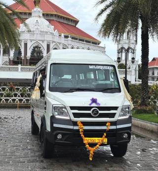 Traveller service Angamaly , Traveller booking Angamaly, ​Wild Queen Travel Hub Angamaly kochi 