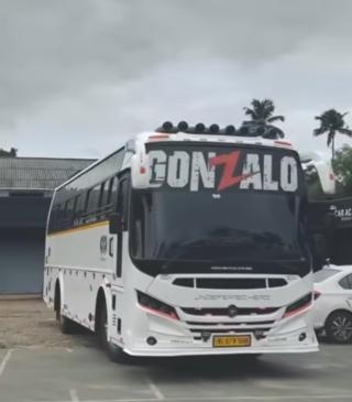 Tourist bus service vannapuram thodupuzha, traveller service vannapuram thodupuzha, tourist bus traveller booking vannapuram thodupuzha, Gonzalo Travel bus tour agency thodupuzha 