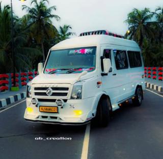 Traveller service in kadirur,Traveller booking in kadirur,Empuraan Travel Hub 