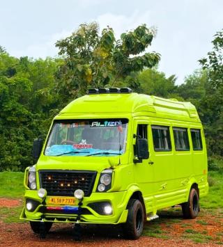 Traveller service in kudukkimotta kannur,Traveller booking in kudukkimotta kannur,Alien Travel Hub 