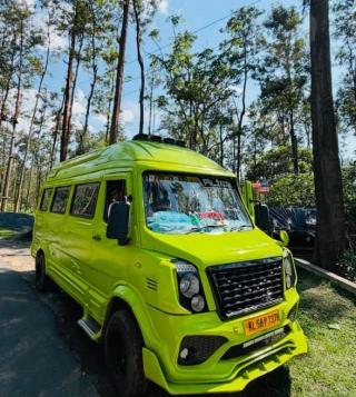 Traveller service in kudukkimotta kannur,Traveller booking in kudukkimotta kannur,Alien Travel Hub 