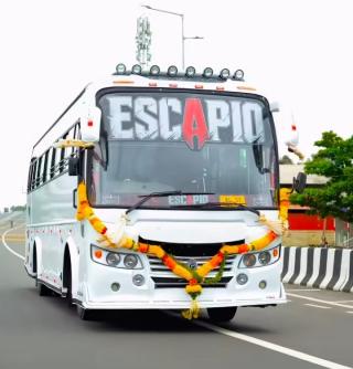 Tourist bus service in kollam ernakulam,Traveller service in kollam ernakulam,Tourist bus booking Traveller booking in kollam ernakulam,Escapio Holidays 