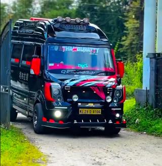 Traveller service in kalpetta wayanad, Traveller booking in wayanad kalpetta,Auto service in kalpetta wayanad, Thamburatty Travel Hub