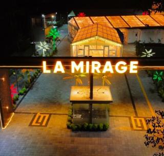  Convention Center in koratty ,Banquet hall in koratty,Wedding venue in koratty,La Mirage Convention Center 