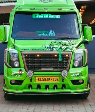 Traveller service in panoor thalassery,Traveller booking in panoor thalassery,Tour operator in panoor thalassery,Chilliez Travelz 