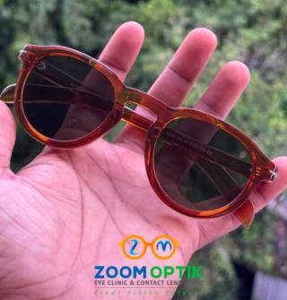 Eye clinic in calicut,Contact lens store in calicut,Lens Frames Sunglasses in calicut,Zoom Optik 