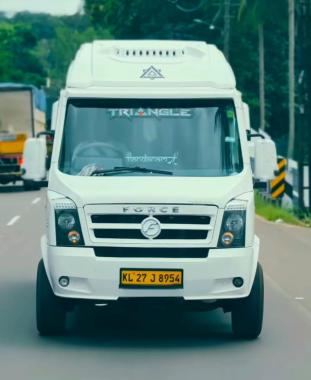 Traveller service in perumbavoor muvattupuzha,Traveller booking in perumbavoor muvattupuzha,Triangle Travel Hub 