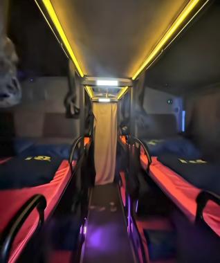 Wayanad to Ernakulam bus booking, Ernakulam to Wayanad bus booking, ernakulam kakkanad infopark..... to Wayanad Kalpetta bathari pulpally, Royal Road Runners transport bus service 