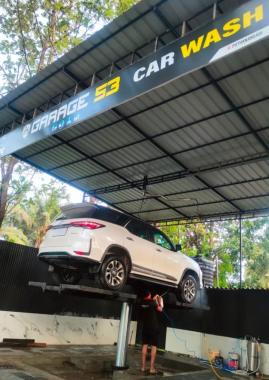 Car wash in puthanangadi,Car detailing in puthanangadi,Interior and exterior cleaning in puthanangadi,Garage 53  