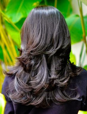 Beauty Salon in thamarassery calicut,Beauty parlour in thamarassery calicut, Hair Colouring Styling Bridal Makeup in thamarassery calicut,Waves Hair & Beauty Salon  