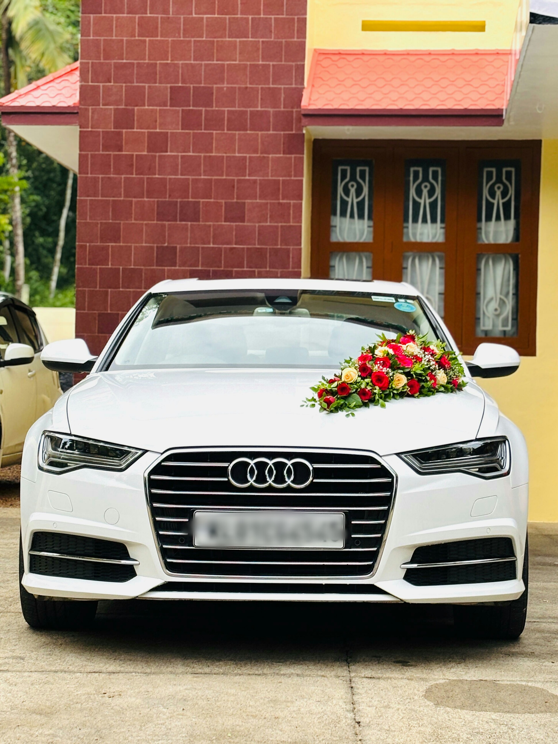 Wedding cars adoor