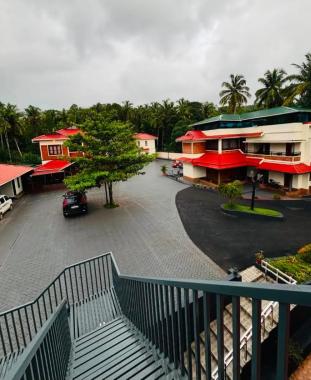 Stay in mattannur kannur,Ayurvedic spa in mattannur kannur,Multi cuisine restaurant in mattannur kannur,Banquet hall in mattannur kannur,Aroma Ayur Heritage
