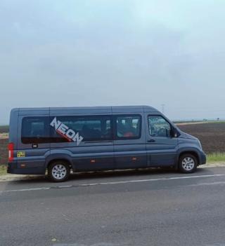  Urbania Booking in koyilandy, Urbania Booking in ulliyeri kozhikode,Tata winger booking in koyilandy,Tata winger booking in ulliyeri kozhikode, Urbania and Tata winger service in koyilandy ulliyeri kozhikode,Neon Holidays 