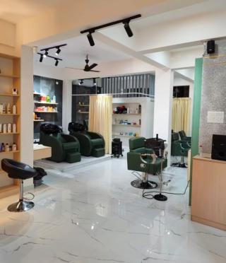 Unisex Makeover Studio in chiravinkeezhu trivandrum,Beauty salon in chiravinkeezhu trivandrum,Hair Skin Makeup in chiravinkeezhu trivandrum,Brooks Unisex Makeover Studio  