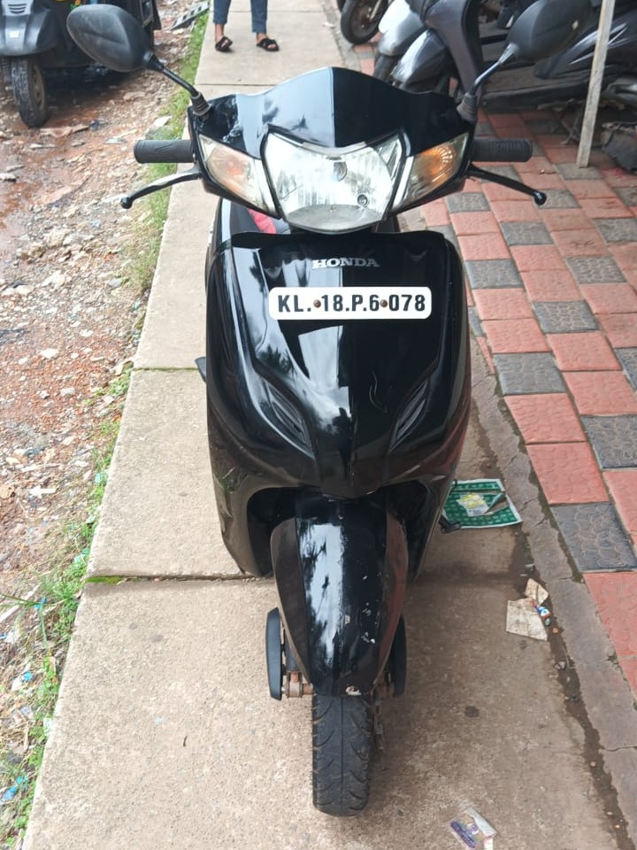 Honda activa 2015 model