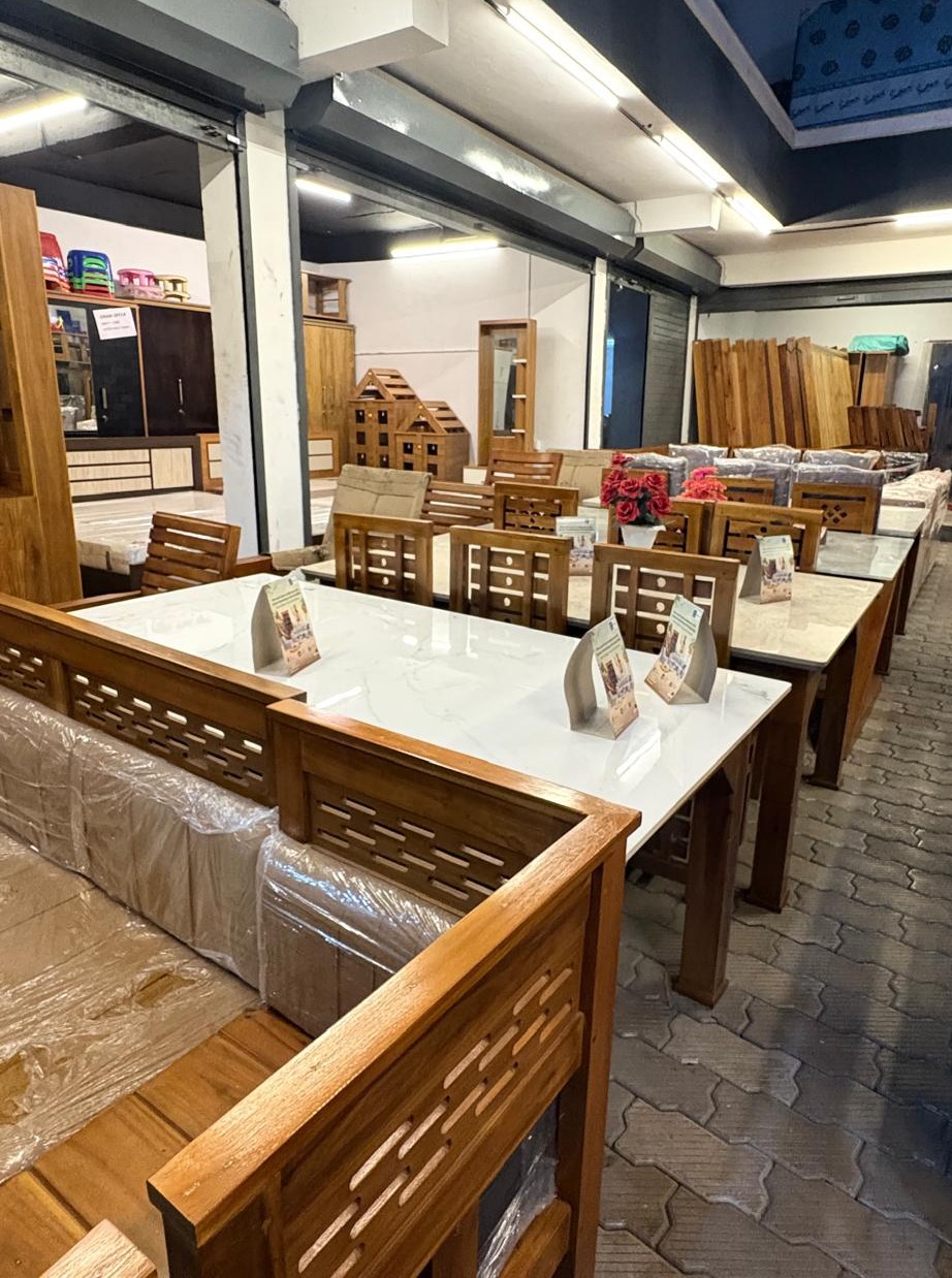 Customized Sofa:Woodberry furniture  Vatayam Poyilmukk 