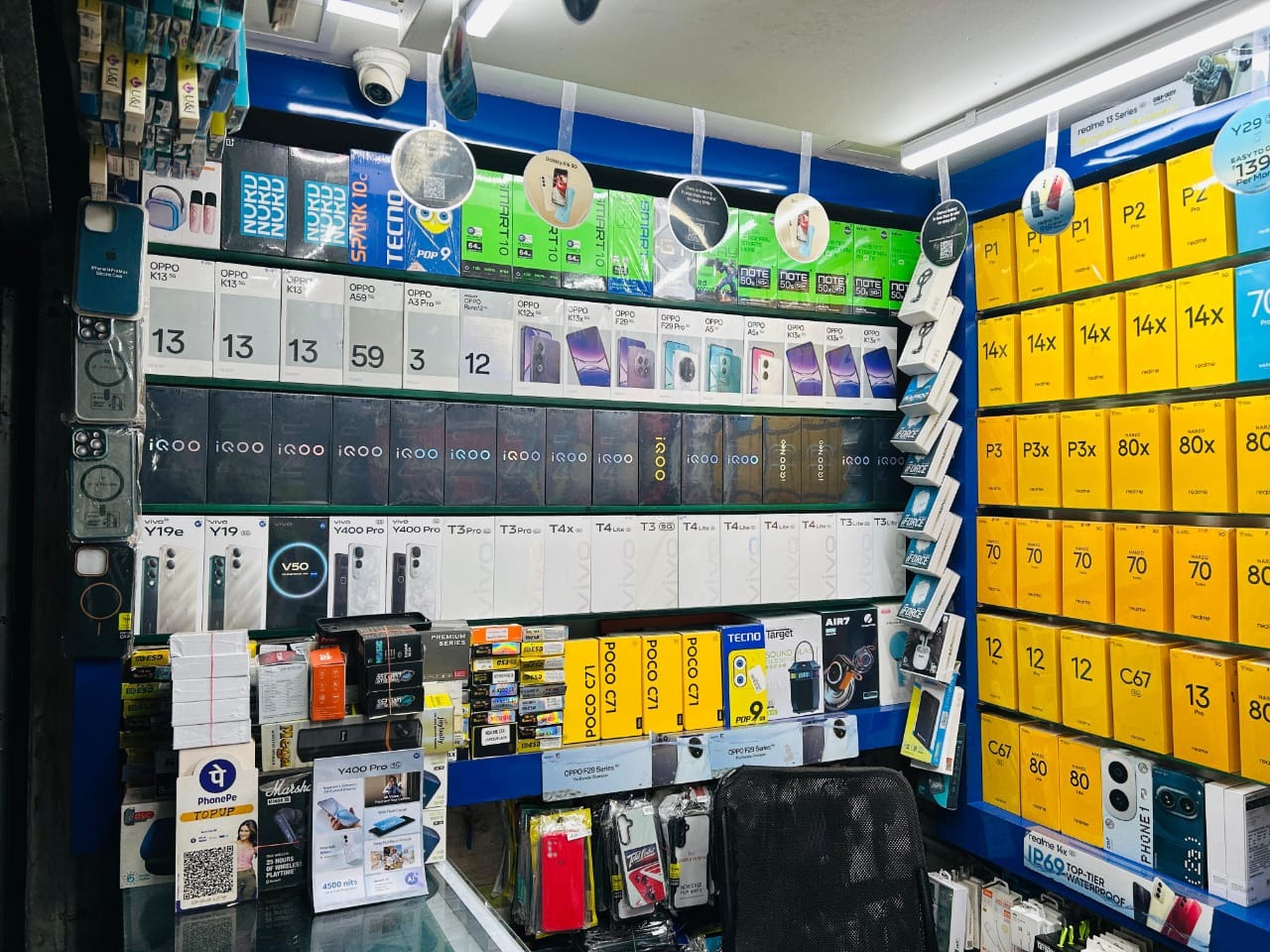 Mobile  Sales & Service Nadapuram: Topup Mobiles shop 