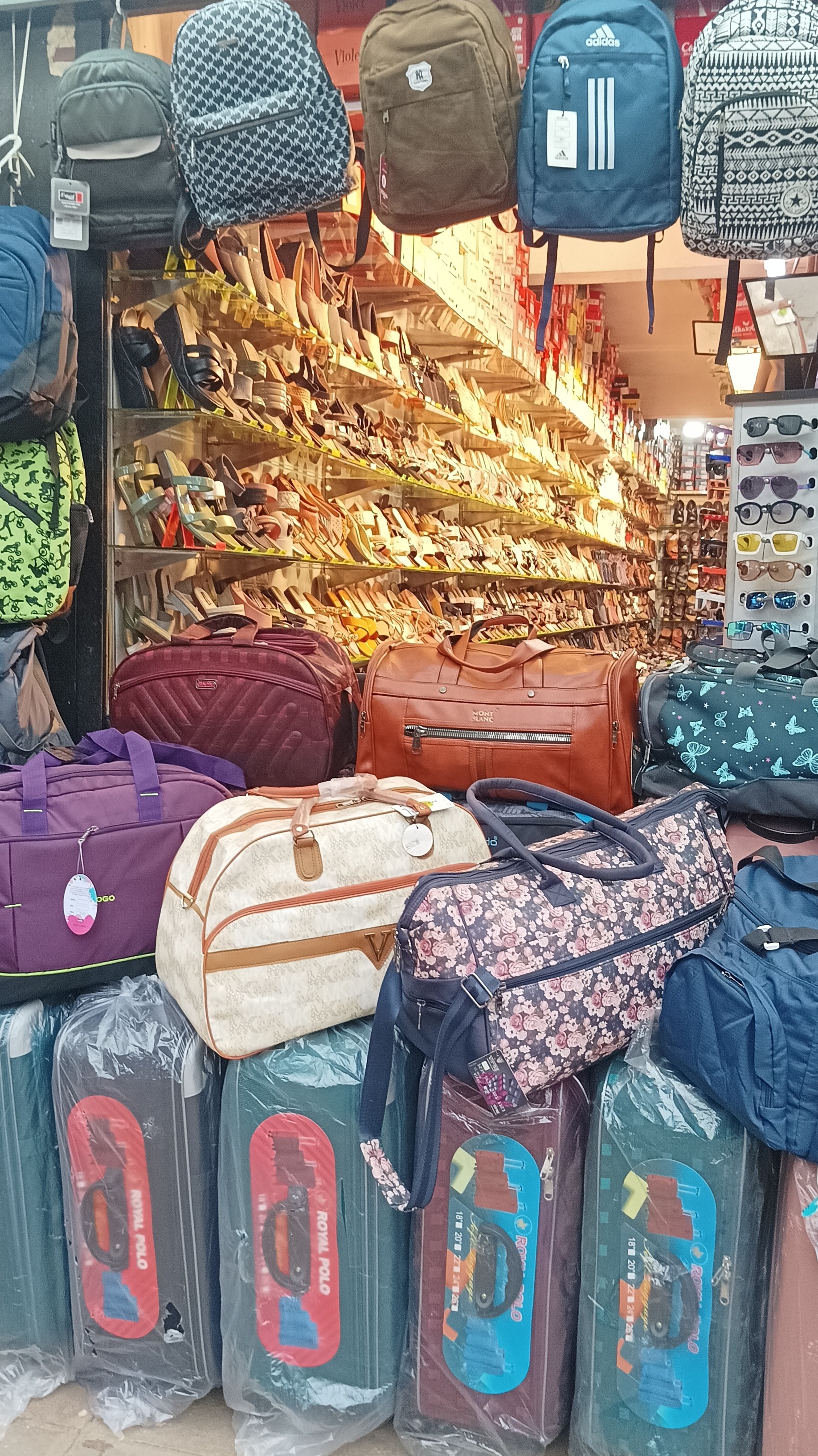 Footwear & Bag  Kakkattil Kulangarath:  Today Fashion