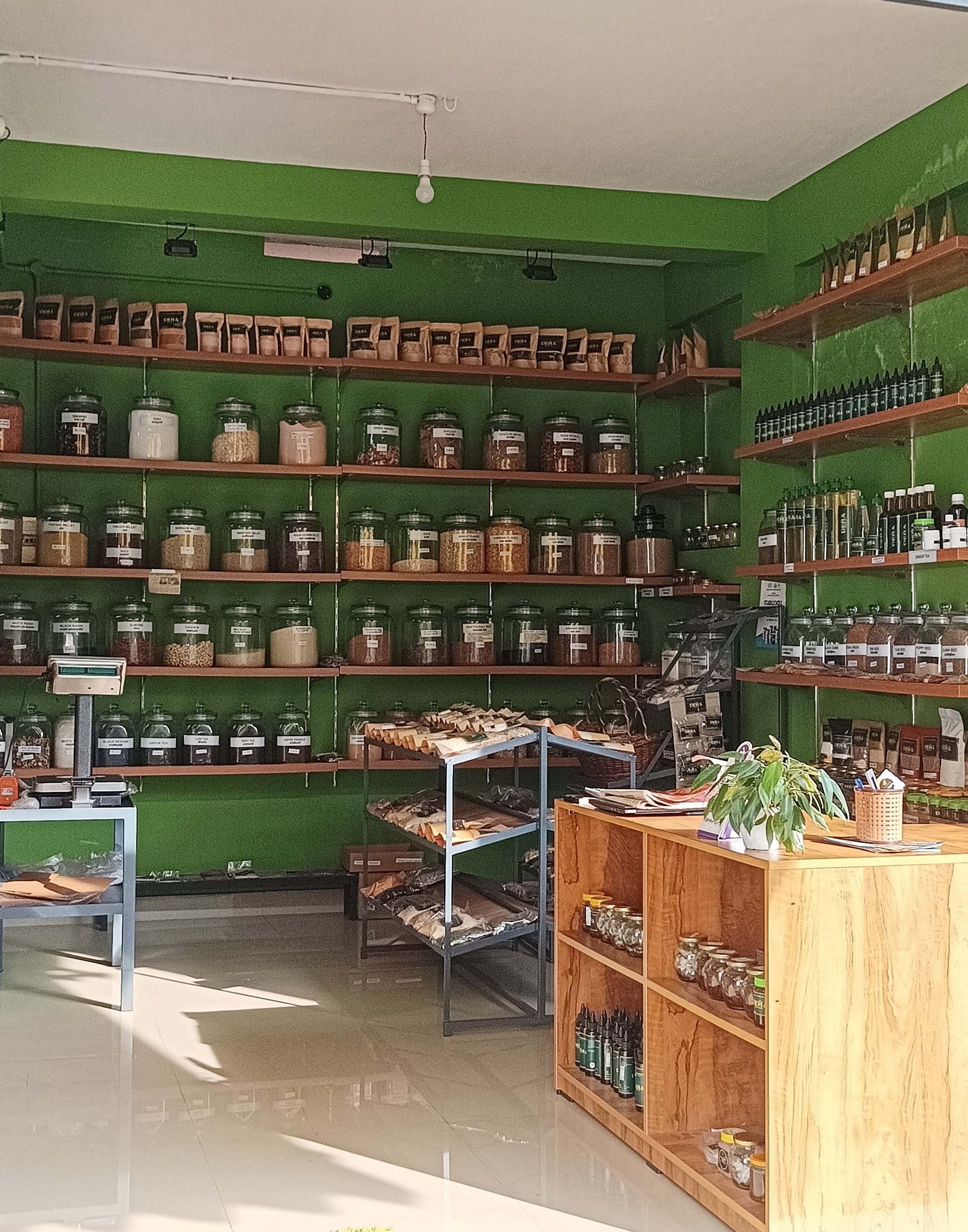 Organics stors calicut nadakkavu,Best organics stor in calicut,DEHA 