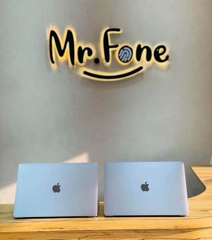 Gadgets Store Koduvally,Mobile Showroom Koduvally,Mr.Fone Koduvally