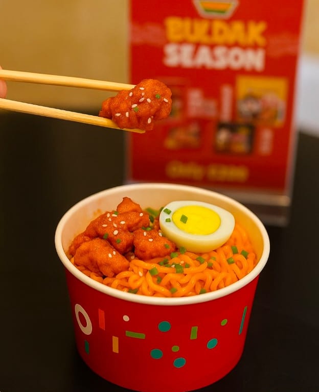 Cafe Calicut,Food Spot Calicut, Momo Spot Calicut,Momomania 