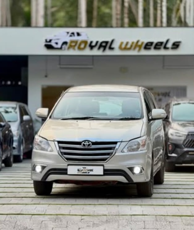 Premium Used Car Narikkuni Calicut ,Pre Owned Luxury Car Narikkuni Calicut,Royal Wheels 