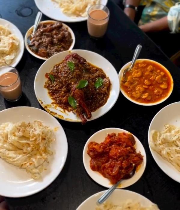 Restaurant in Pazhur Calicut, Famous Restaurant in Pazhur Calicut, Narangali Restaurant