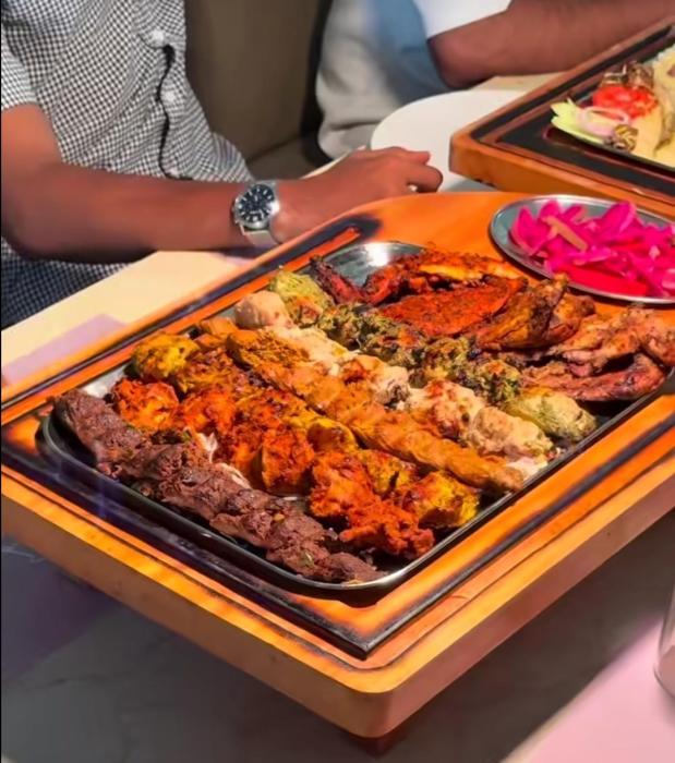 Restaurant Thenhippalam Calicut, Restaurant near Calicut University, ​Food delivery Thenhippalam Calicut , ​Regalia Restaurant 