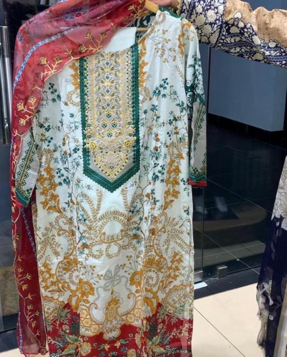 Fashion Clothing store Thalassery, Multi brand clothing store Downtown mall Diora Thalassery, Northlux 